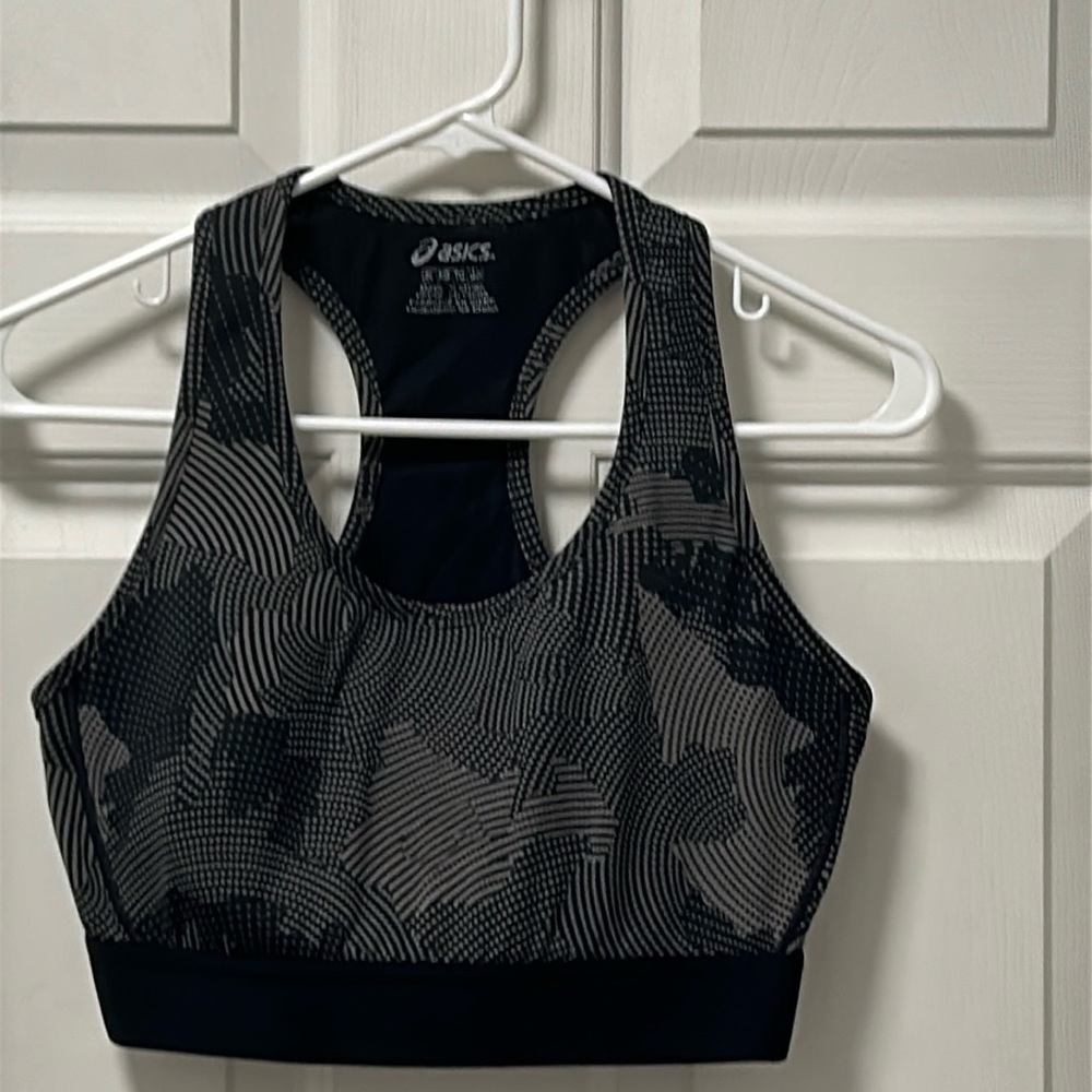 Asics Women’s 122834 Sports Bra Size XL